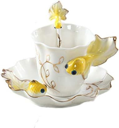 ZaH 3D Goldfish Kahve Kupalar Hayvan Gökkuşağı Seramik Kupa Süt Çay Fincanı Öğleden Sonra Çay Bardağı ve tabağı Kaşık ile Set,